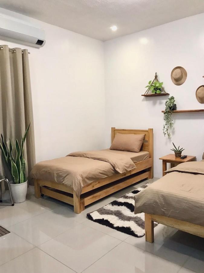 Nord House Laoag Hostel Exterior photo